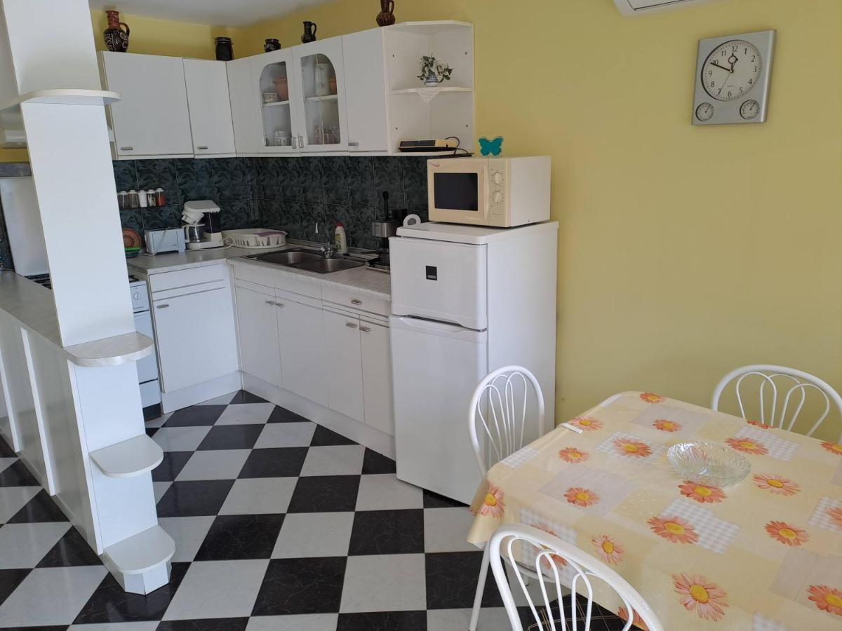 Bianka Apartman Balatonlelle Eksteriør billede